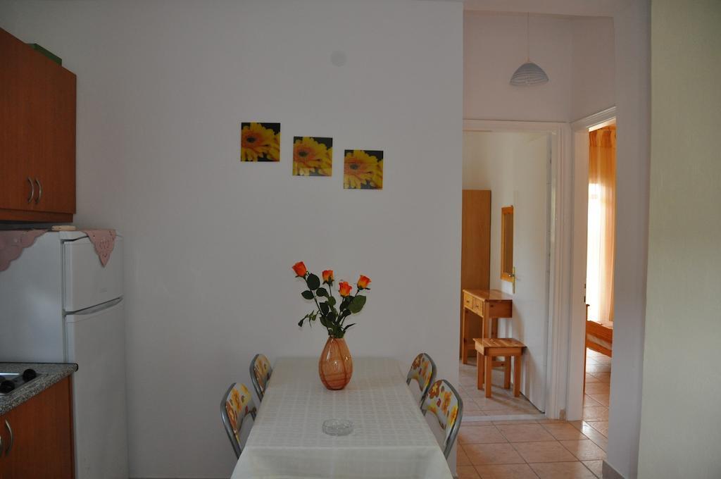 Vasiliki Apartment Vitalades